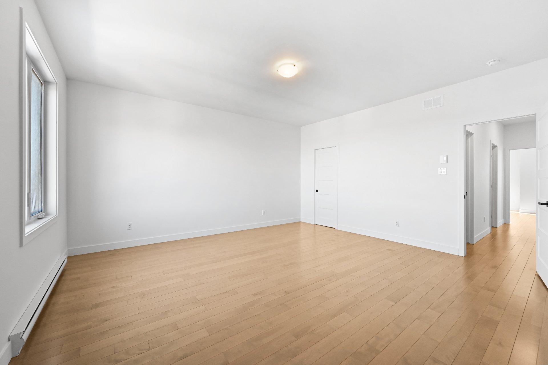 









185


21e Rue O.

,
Venise-en-Québec,




QC
J0J2K0

