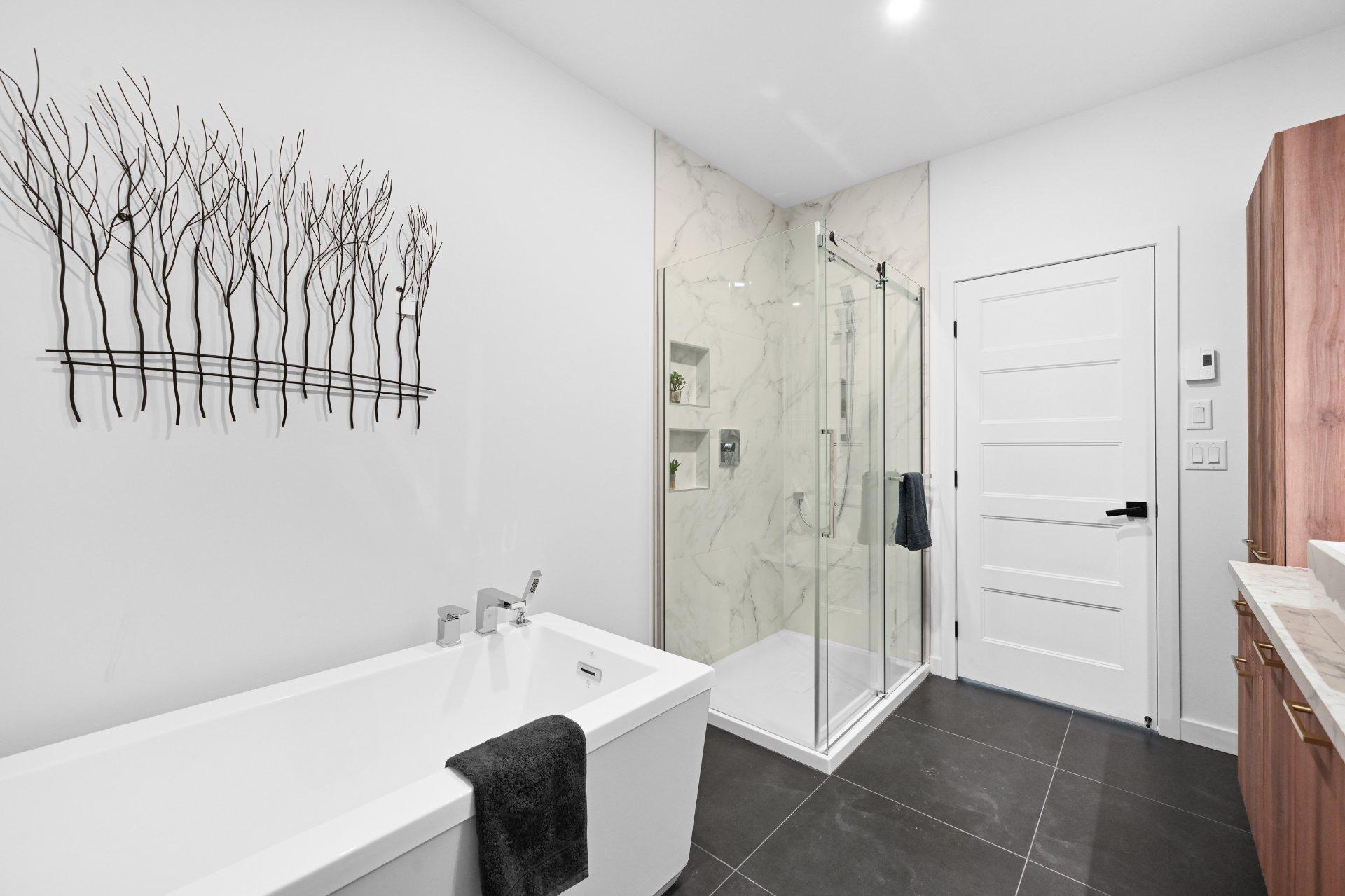 









185


21e Rue O.

,
Venise-en-Québec,




QC
J0J2K0

