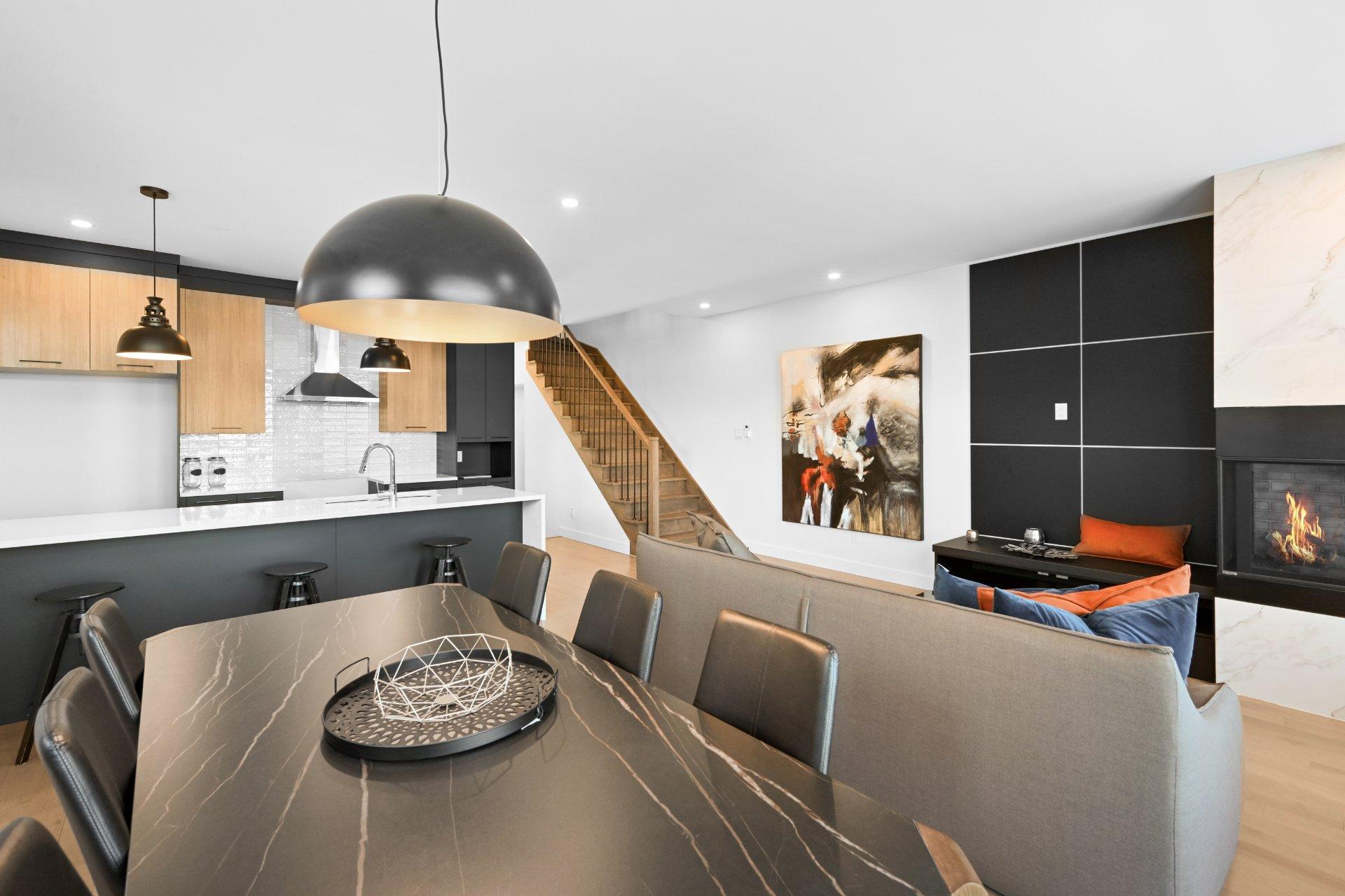 









185


21e Rue O.

,
Venise-en-Québec,




QC
J0J2K0

