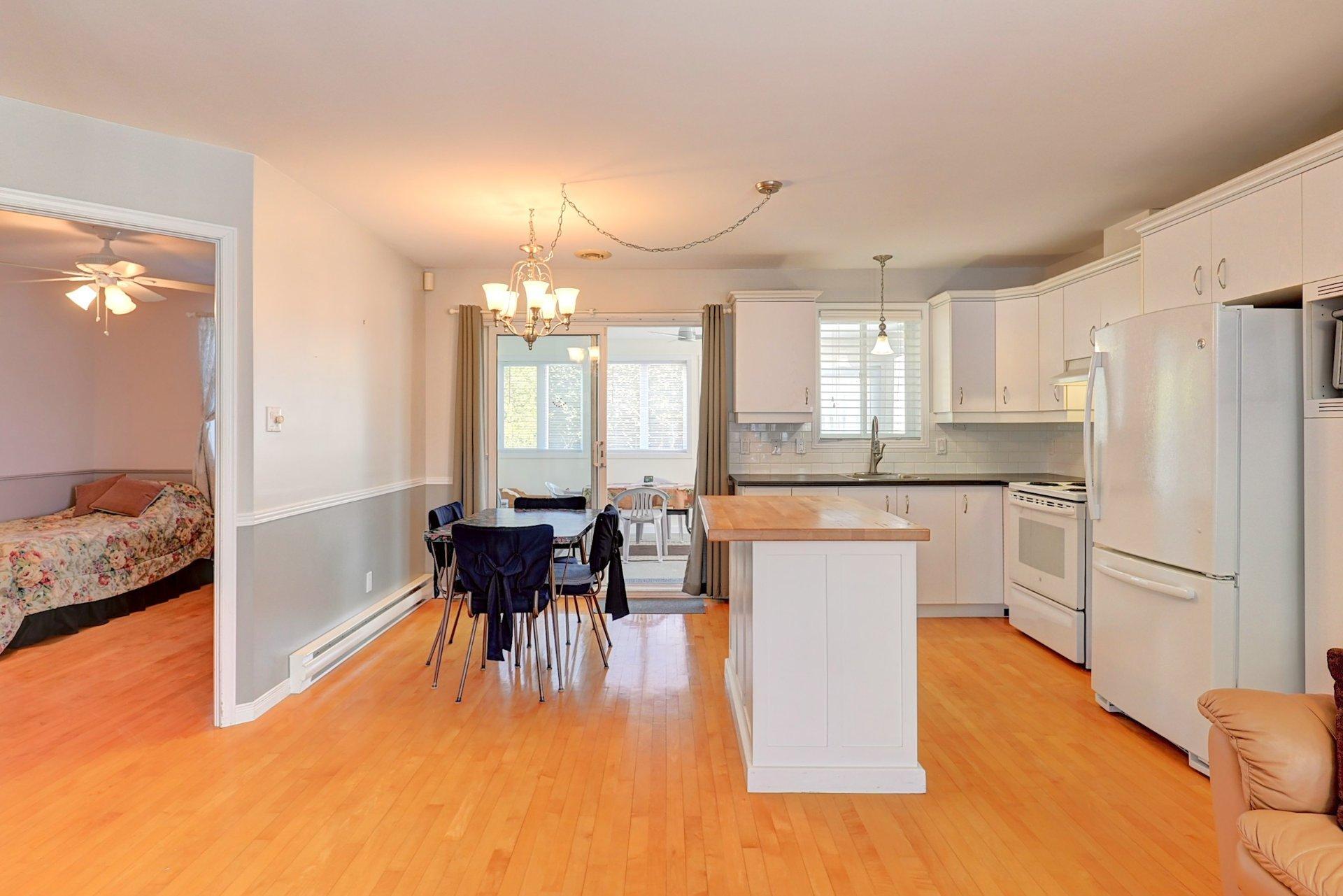 









4306


Rue Marc-Aurèle

,
Sherbrooke (Brompton/Rock Forest/Saint-Élie/Deauville),




QC
J1N4A6

