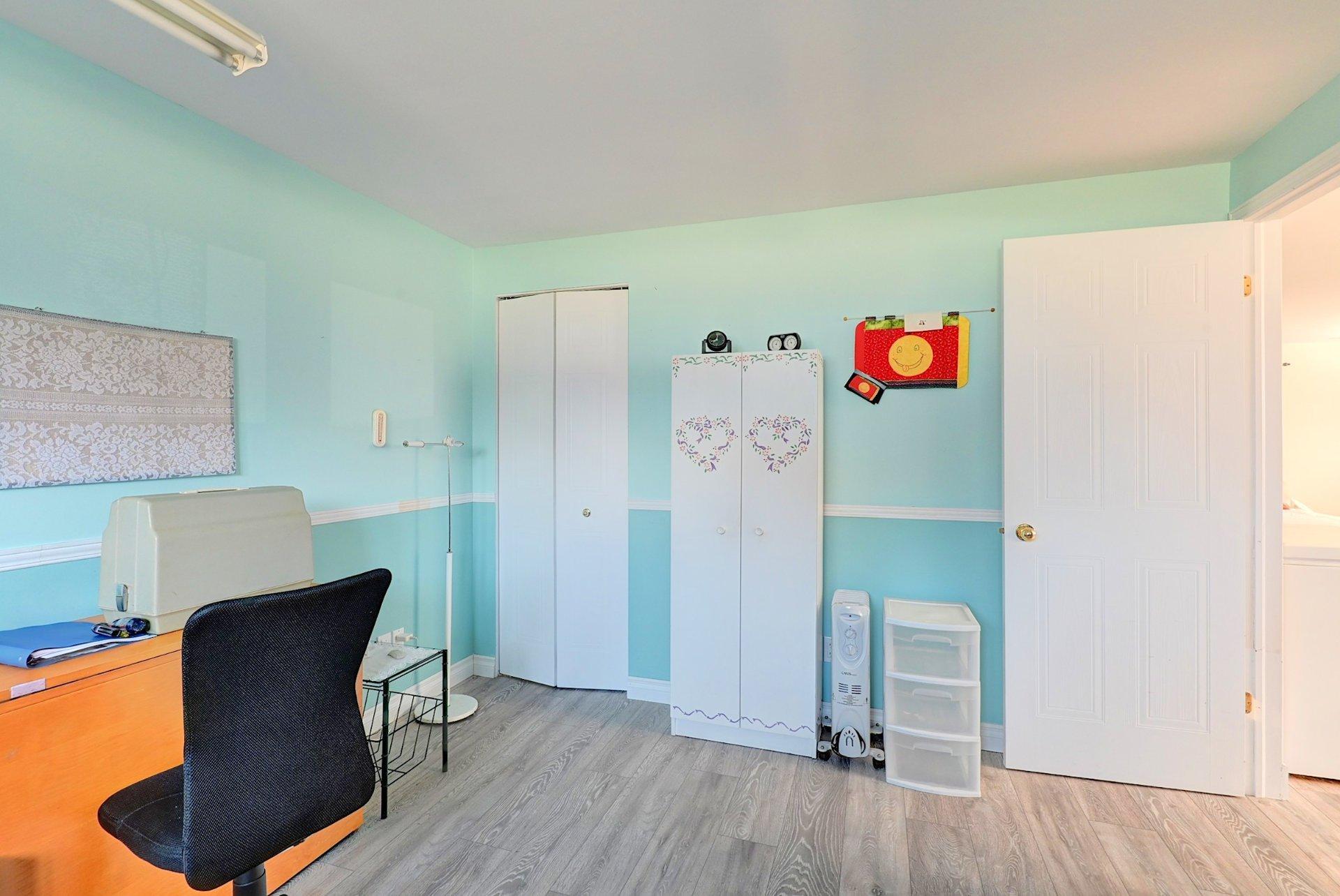 









4306


Rue Marc-Aurèle

,
Sherbrooke (Brompton/Rock Forest/Saint-Élie/Deauville),




QC
J1N4A6

