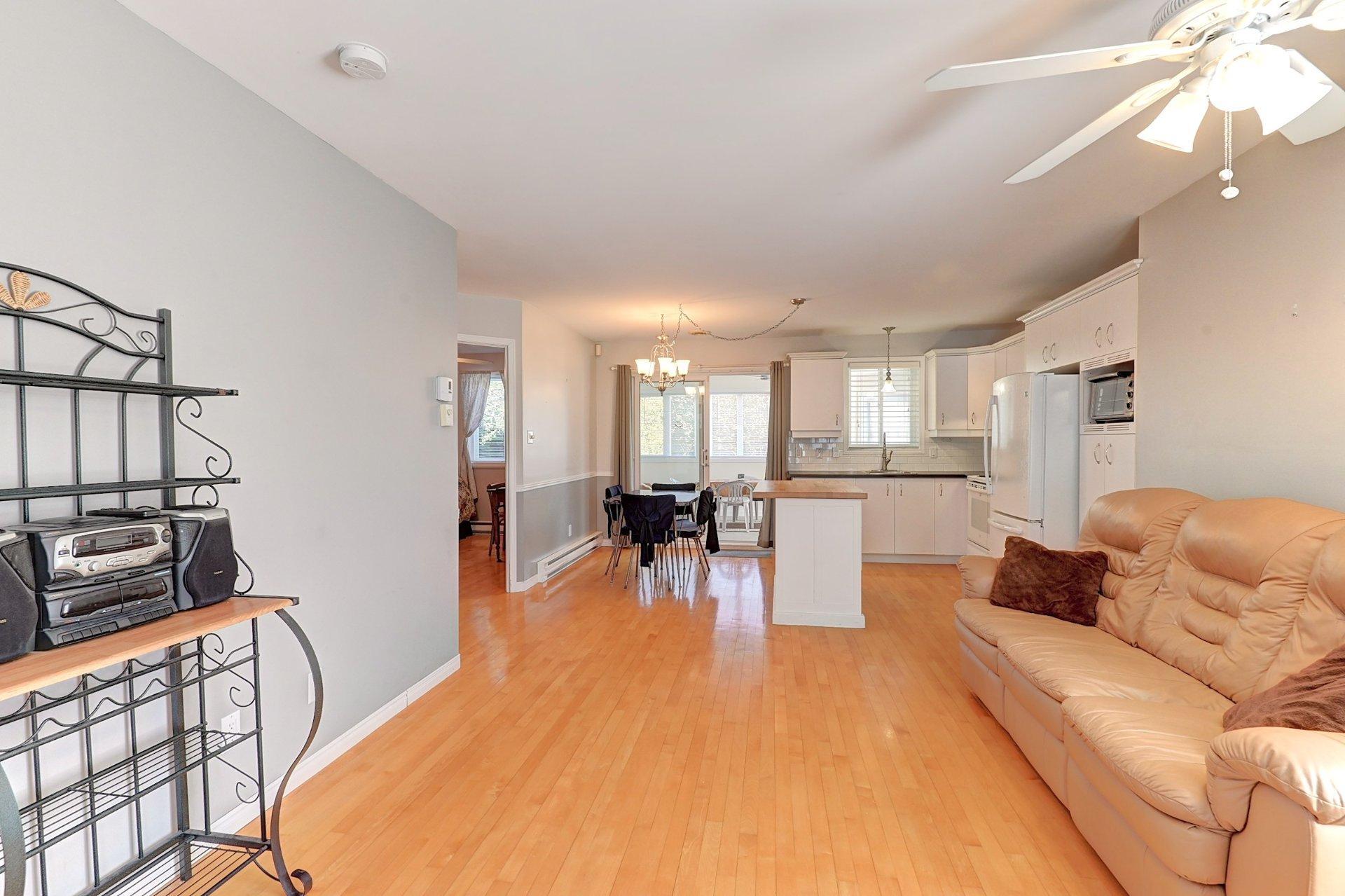 









4306


Rue Marc-Aurèle

,
Sherbrooke (Brompton/Rock Forest/Saint-Élie/Deauville),




QC
J1N4A6

