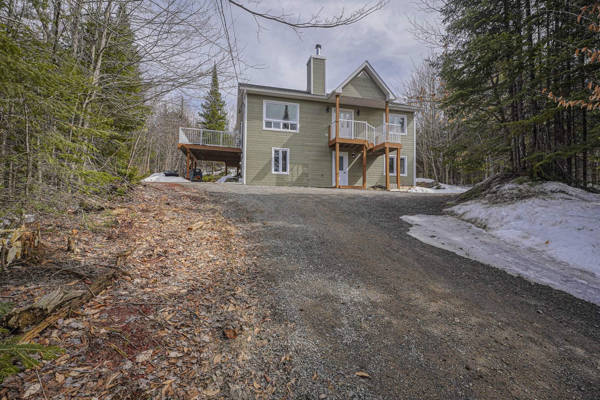 









166


Rue L.-J.-Papineau

,
Saint-Adolphe-d'Howard,




QC
J0T2B0

