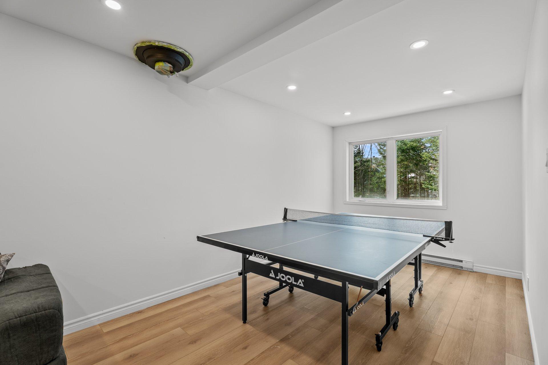 









166


Rue L.-J.-Papineau

,
Saint-Adolphe-d'Howard,




QC
J0T2B0

