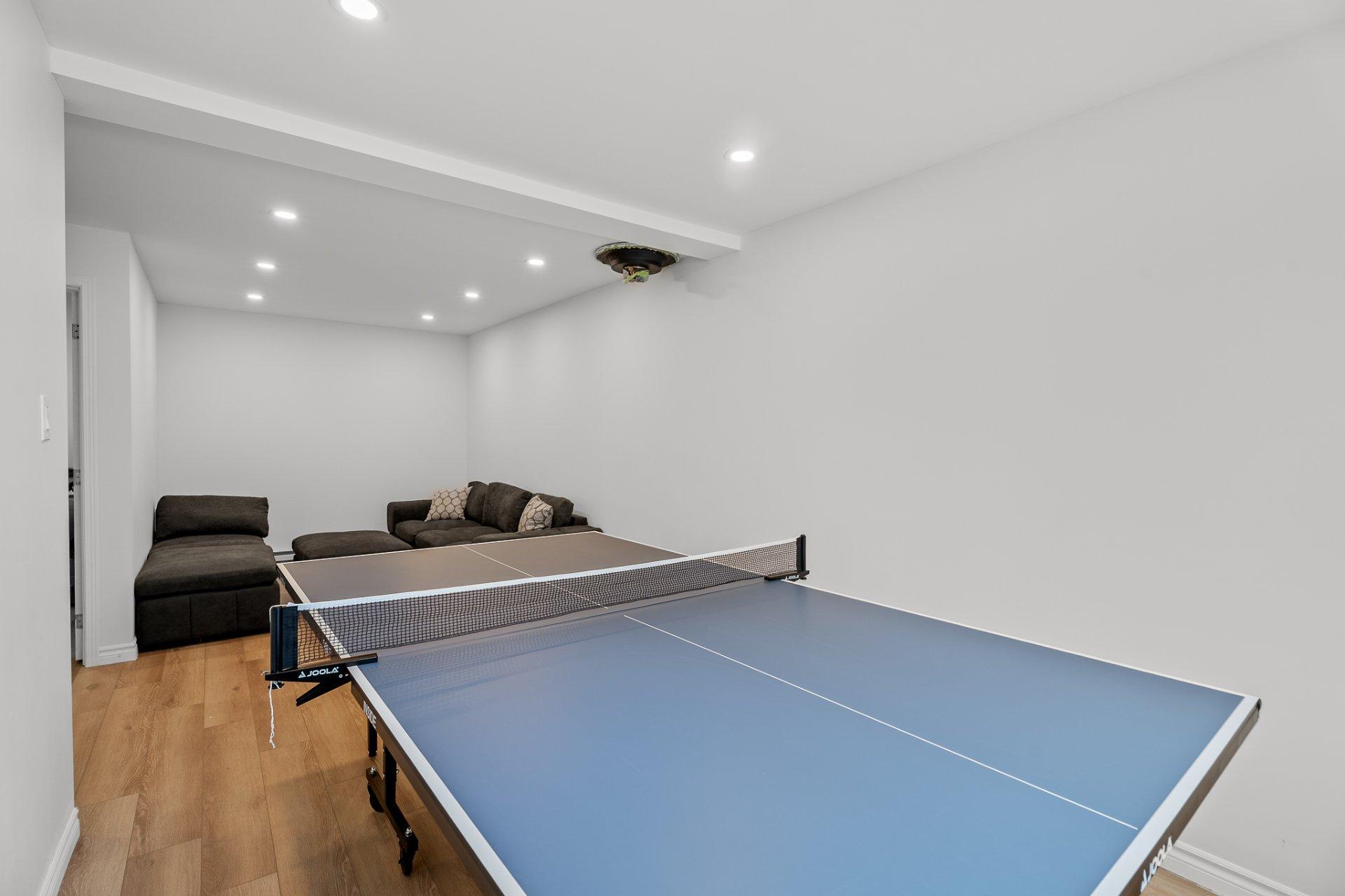 









166


Rue L.-J.-Papineau

,
Saint-Adolphe-d'Howard,




QC
J0T2B0

