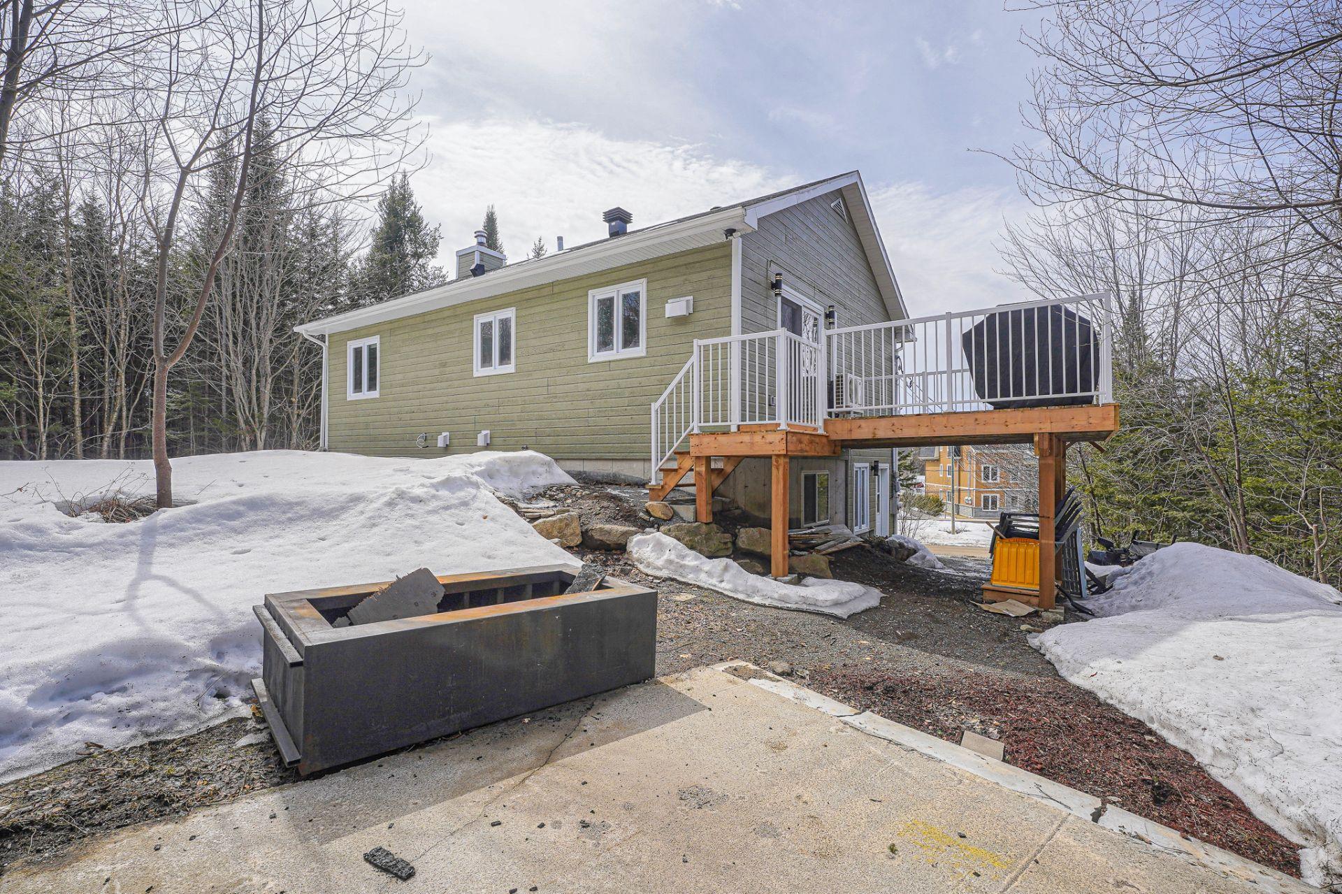 









166


Rue L.-J.-Papineau

,
Saint-Adolphe-d'Howard,




QC
J0T2B0

