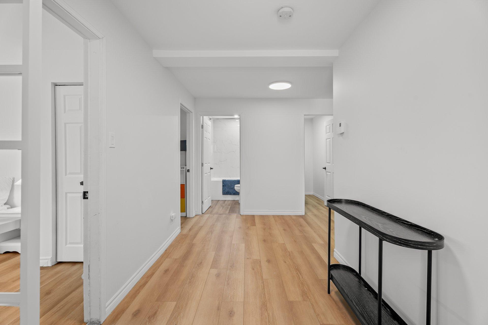 









166


Rue L.-J.-Papineau

,
Saint-Adolphe-d'Howard,




QC
J0T2B0

