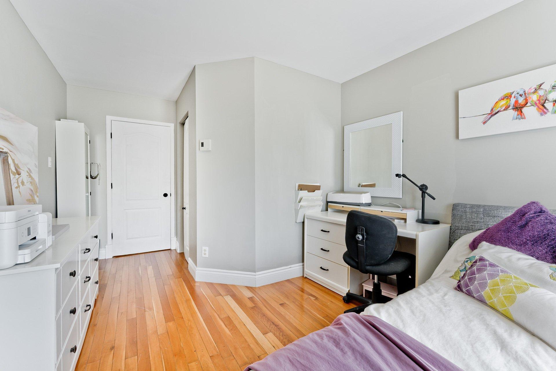 









1040


Rue Hélène-Boullé

, 101,
Sherbrooke (Brompton/Rock Forest/Saint-Élie/Deauville),




QC
J1N4G9


