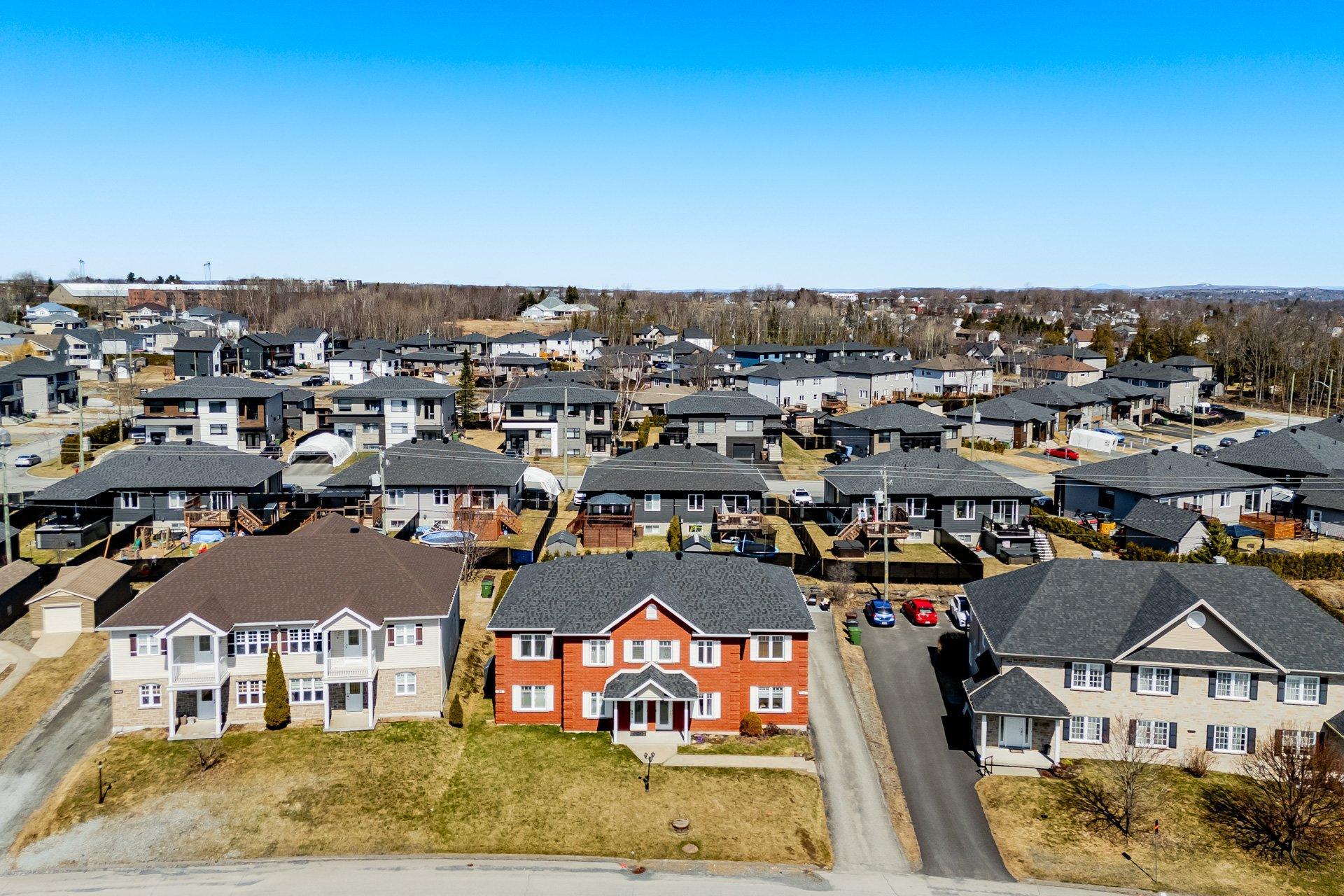 









1040


Rue Hélène-Boullé

, 101,
Sherbrooke (Brompton/Rock Forest/Saint-Élie/Deauville),




QC
J1N4G9

