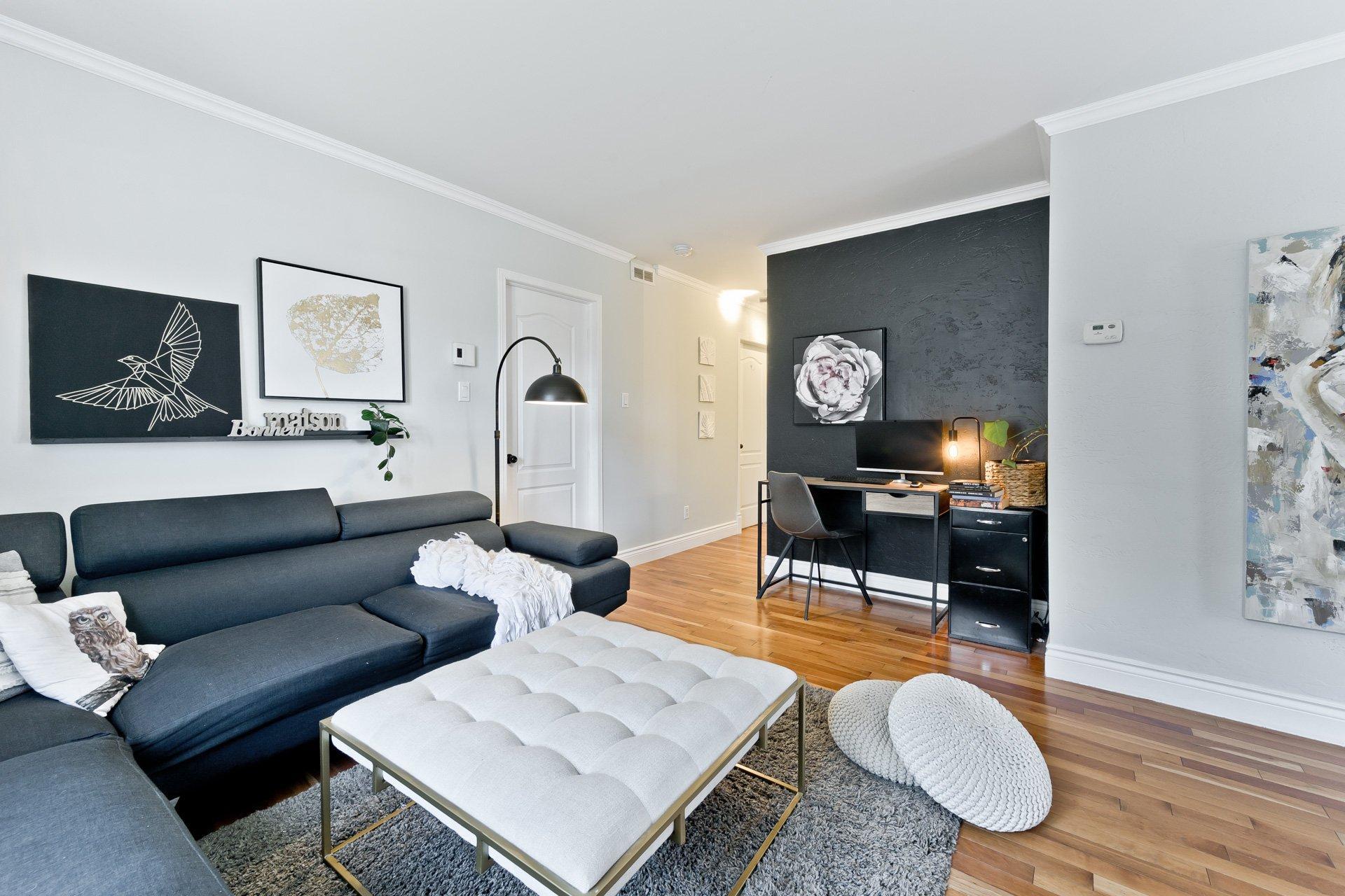 









1040


Rue Hélène-Boullé

, 101,
Sherbrooke (Brompton/Rock Forest/Saint-Élie/Deauville),




QC
J1N4G9

