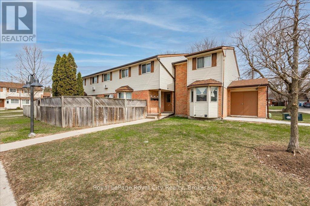 












2 - 40 SILVERCREEK PARKWAY N

,
Guelph (Junction/Onward Willow),




Ontario
N1H7X5

