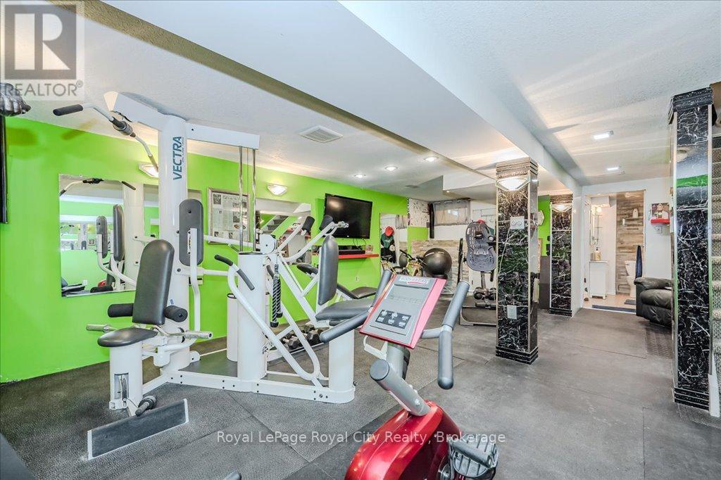 












2 - 40 SILVERCREEK PARKWAY N

,
Guelph (Junction/Onward Willow),




Ontario
N1H7X5

