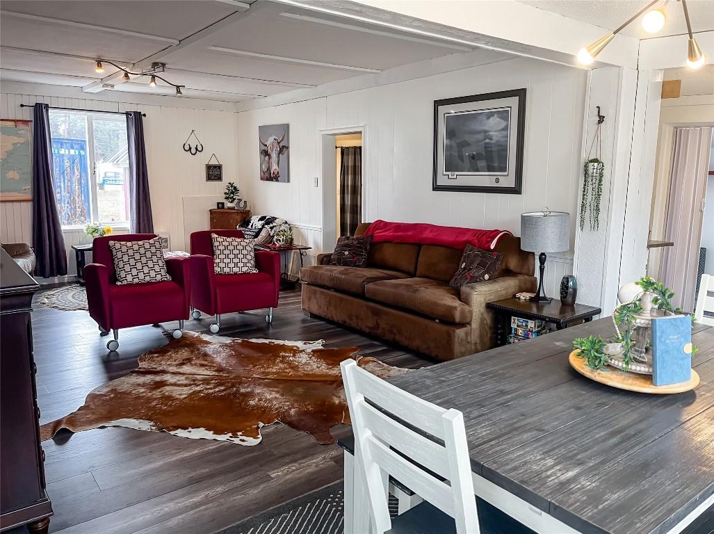 









5844


Highway 33

,
Beaverdell,




BC
V0H 1A0


