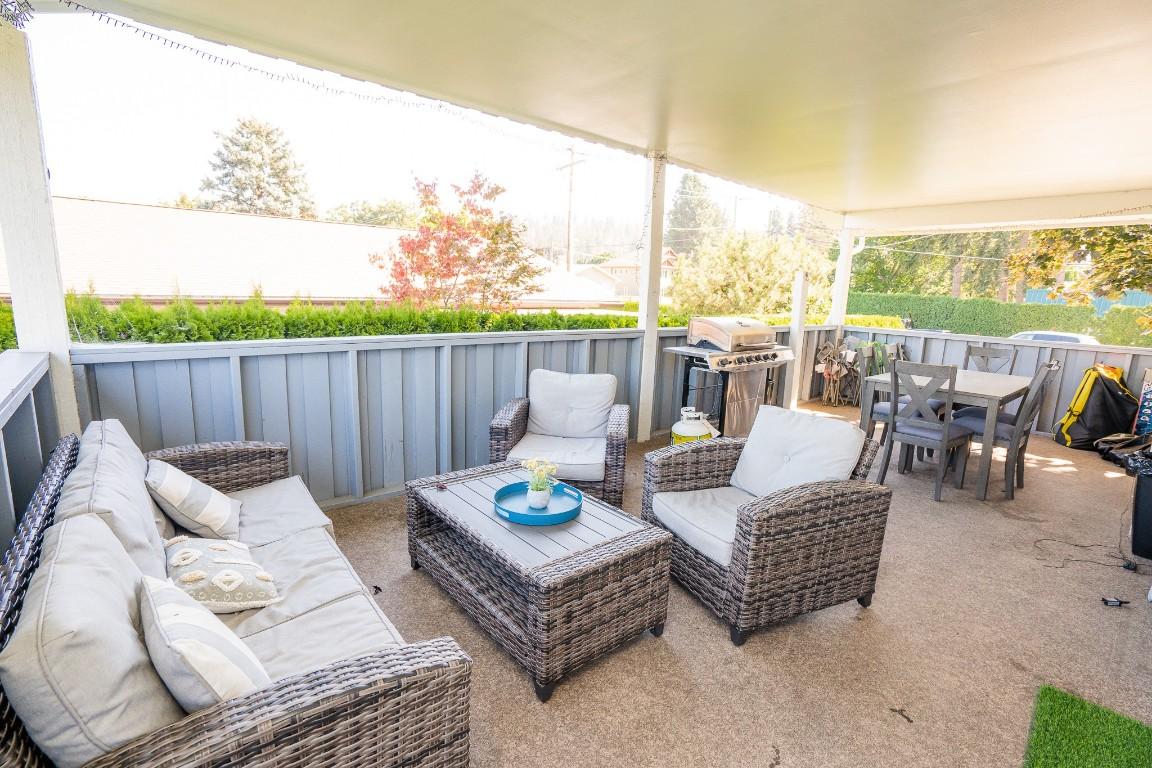 









714


Young

Road,
Kelowna,




BC
V1W 1A8

