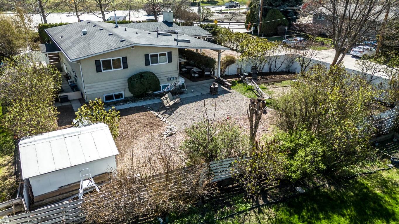 









703


Glenburn

Street,
Kelowna,




BC
V1Y 4G4

