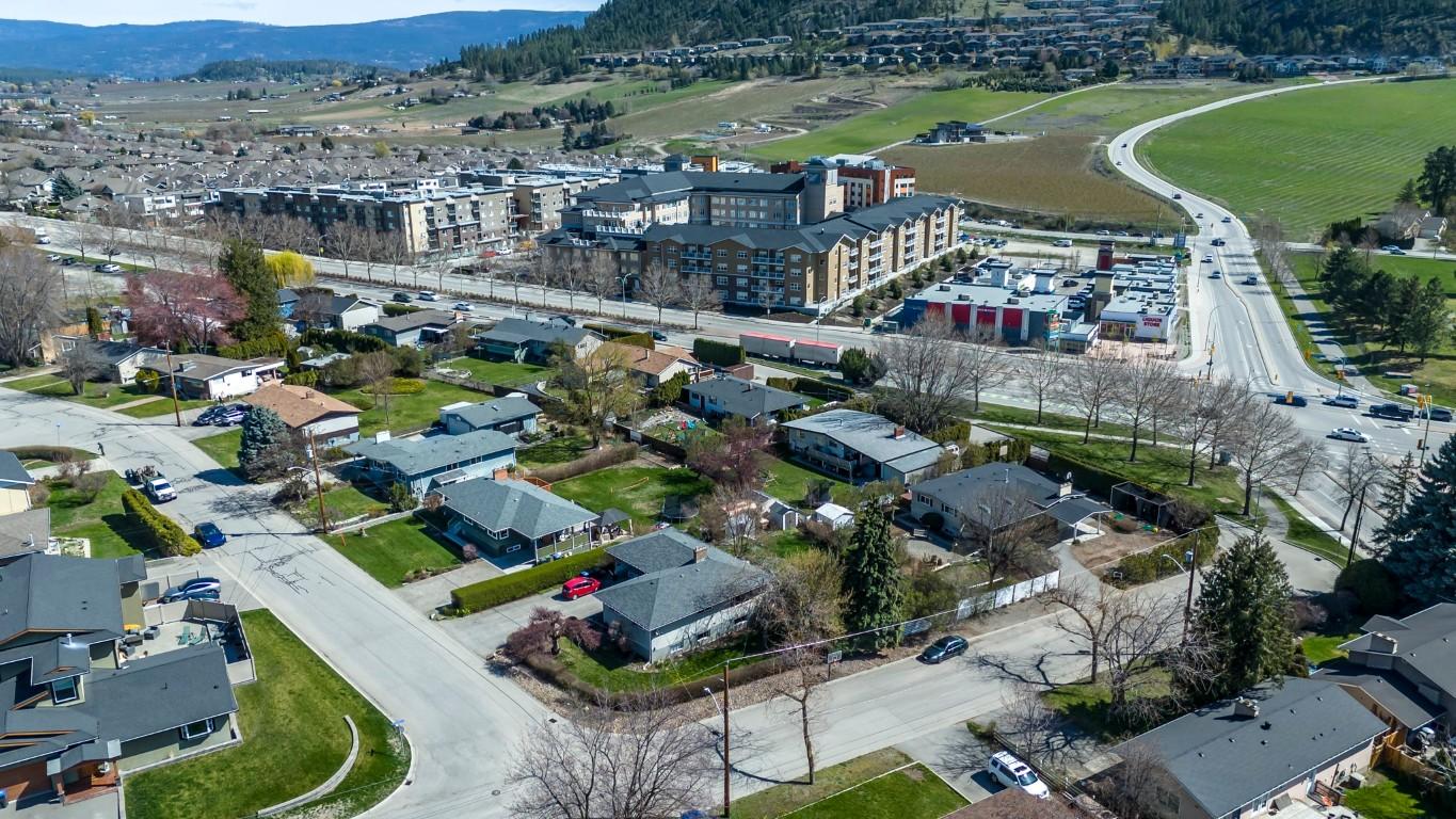 









703


Glenburn

Street,
Kelowna,




BC
V1Y 4G4

