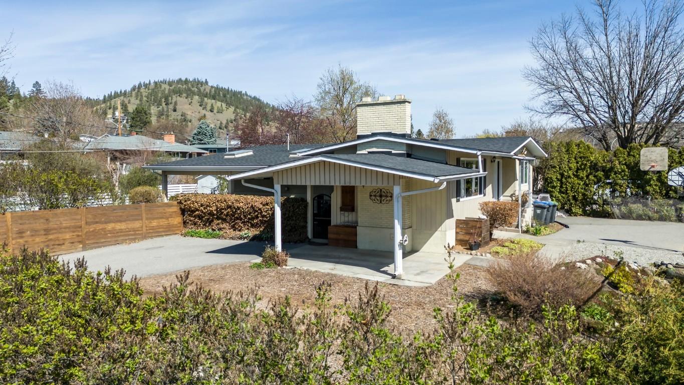 









1880


Broadview

Avenue,
Kelowna,




BC
V1Y 4N8

