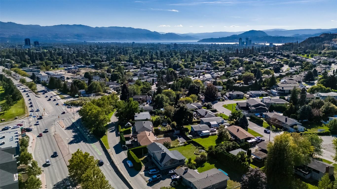 









1880


Broadview

Avenue,
Kelowna,




BC
V1Y 4N8


