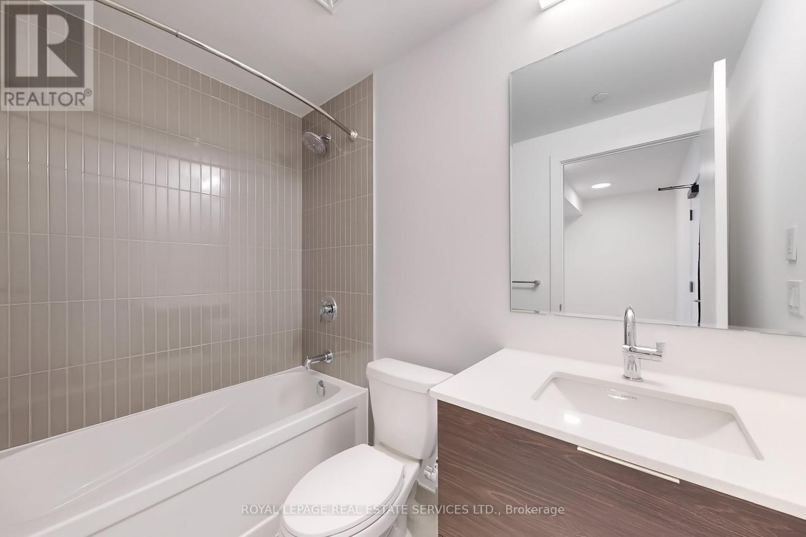 












239 - 2501 SAW WHET BOULEVARD N

,
Oakville,




Ontario
L6M5N2

