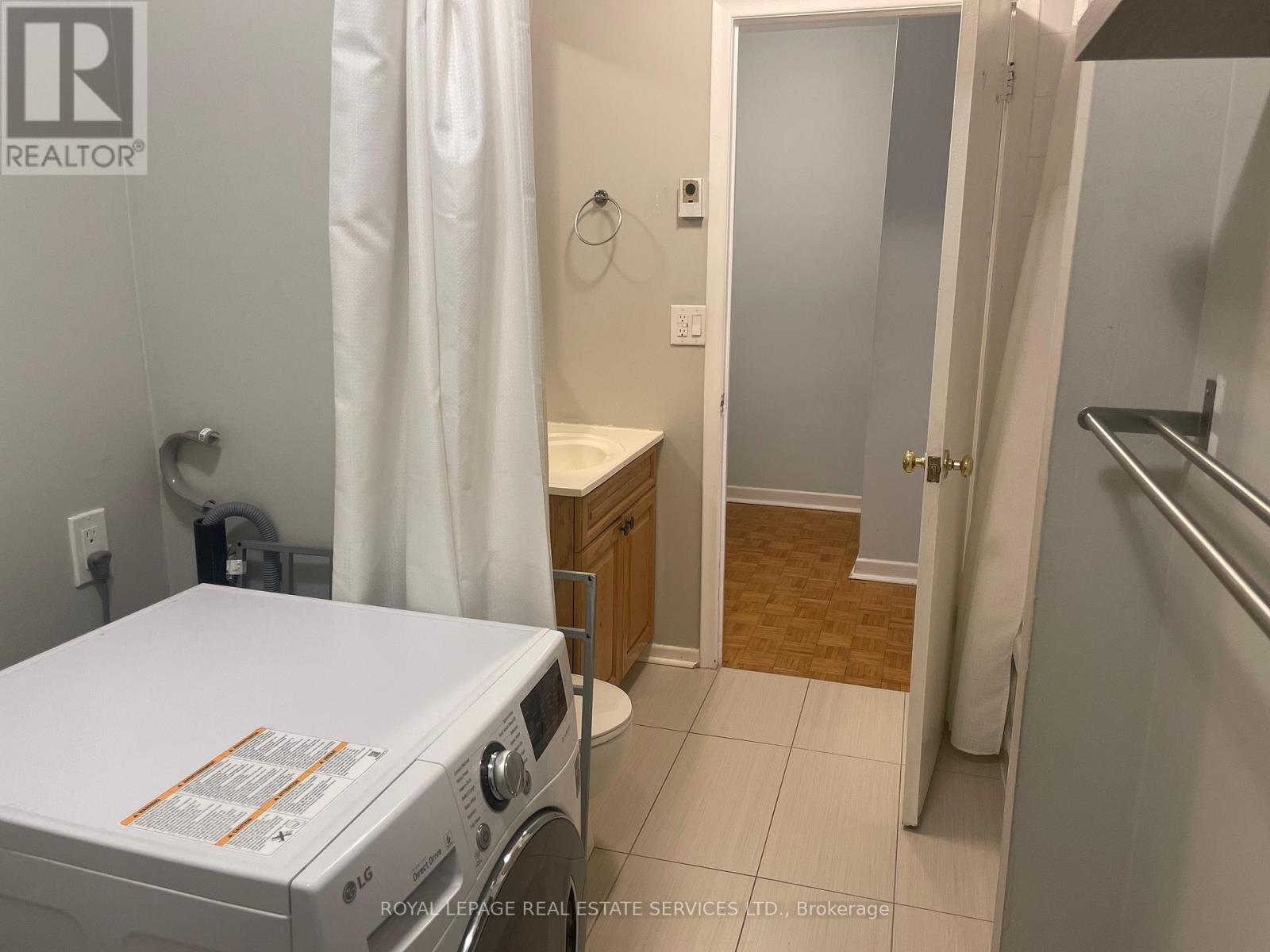 












BACK - 2875 BLOOR STREET W

,
Toronto,




Ontario
M8X1B3

