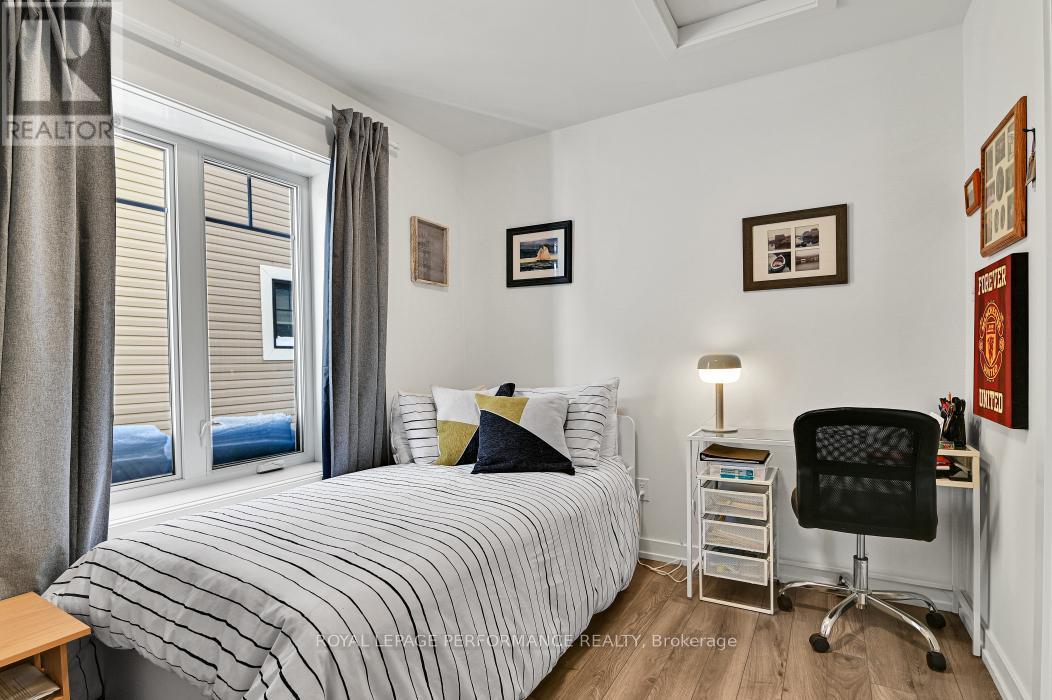 












202 - 83 ST MORITZ TERRACE

,
Russell,




Ontario
K0A1W0

