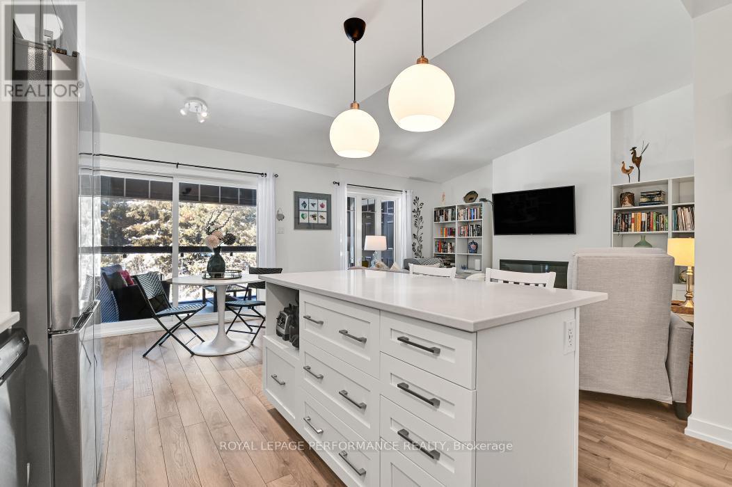 












202 - 83 ST MORITZ TERRACE

,
Russell,




Ontario
K0A1W0

