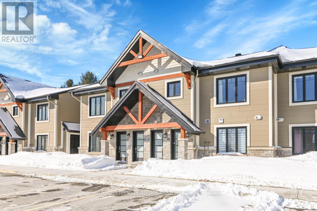 












202 - 83 ST MORITZ TERRACE

,
Russell,




Ontario
K0A1W0

