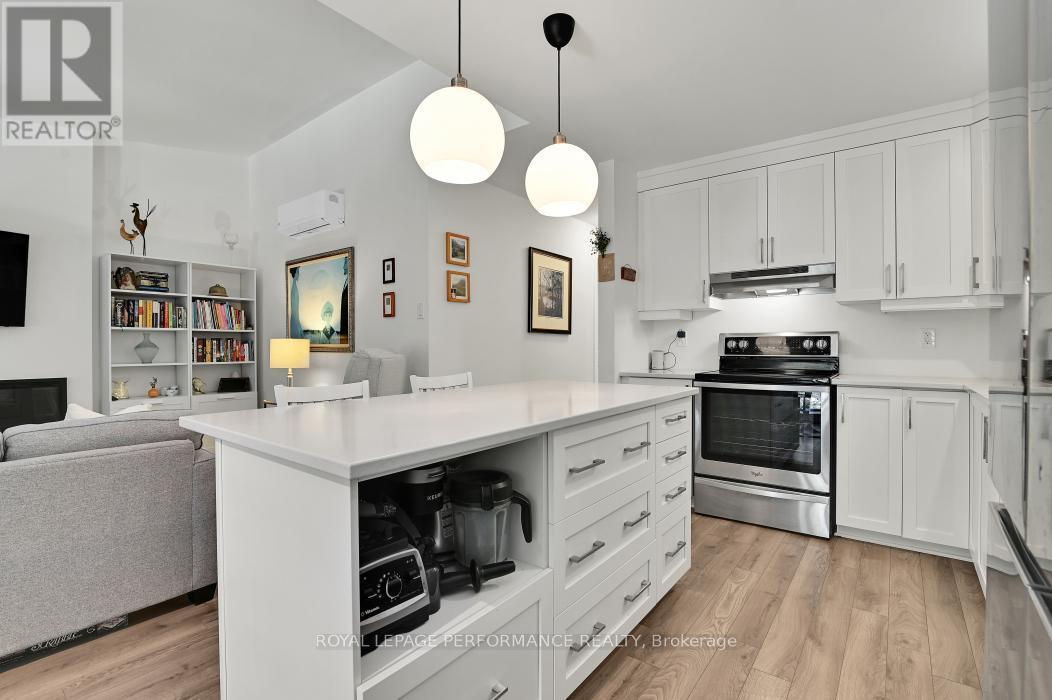 












202 - 83 ST MORITZ TERRACE

,
Russell,




Ontario
K0A1W0

