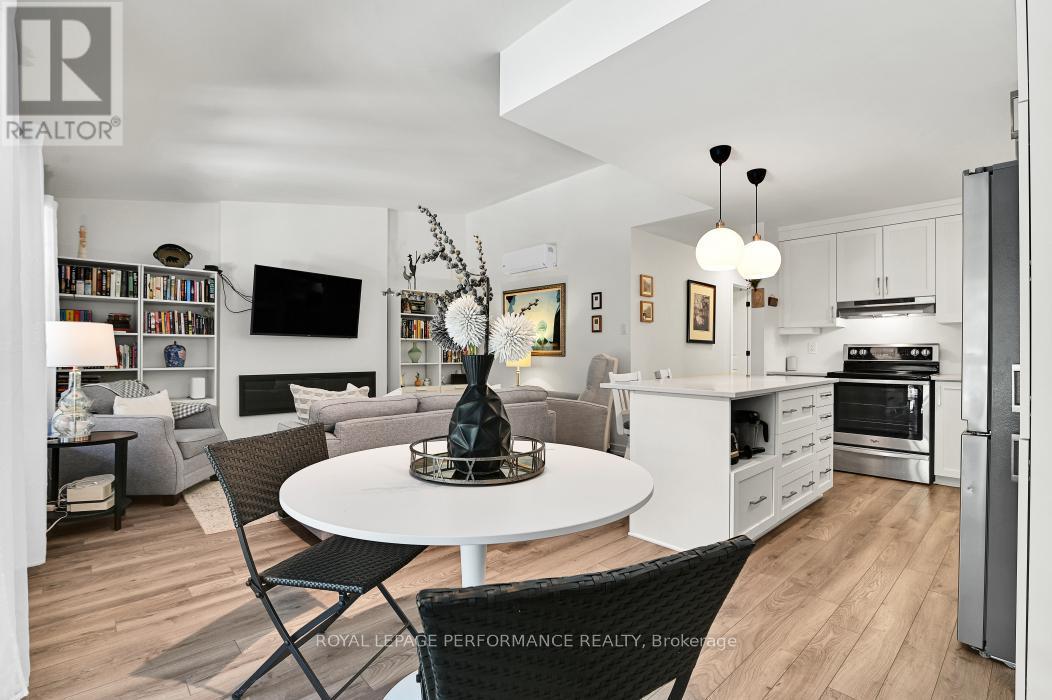












202 - 83 ST MORITZ TERRACE

,
Russell,




Ontario
K0A1W0

