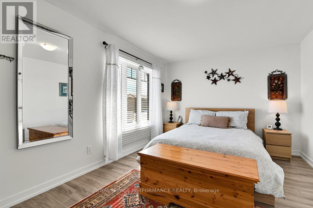 












202 - 83 ST MORITZ TERRACE

,
Russell,




Ontario
K0A1W0


