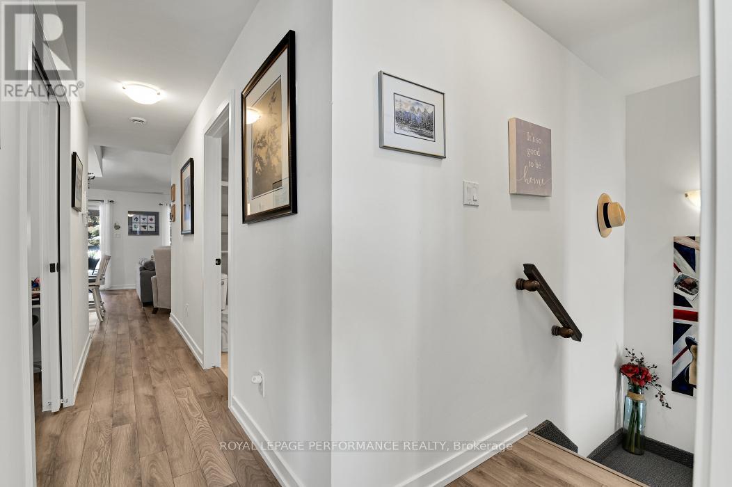 












202 - 83 ST MORITZ TERRACE

,
Russell,




Ontario
K0A1W0

