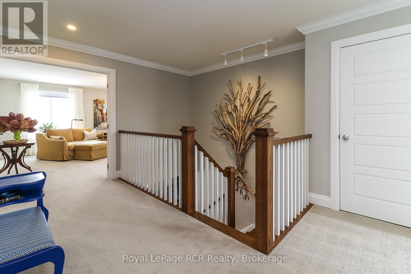 












17 GILPIN CRESCENT

,
Collingwood,




Ontario
L9Y0Z2

