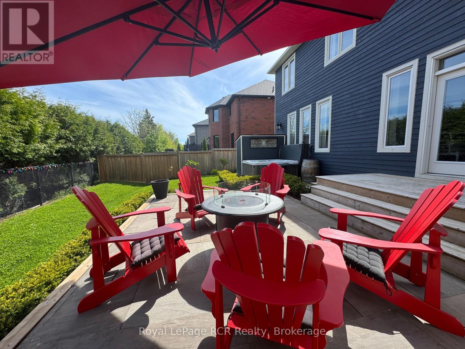 












17 GILPIN CRESCENT

,
Collingwood,




Ontario
L9Y0Z2

