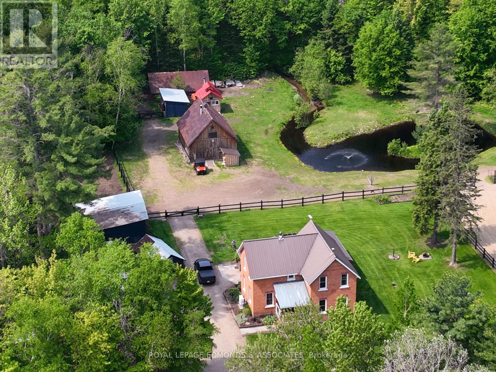 












1077 ALLAN ROAD

,
Laurentian Hills,




Ontario
K0J1P0

