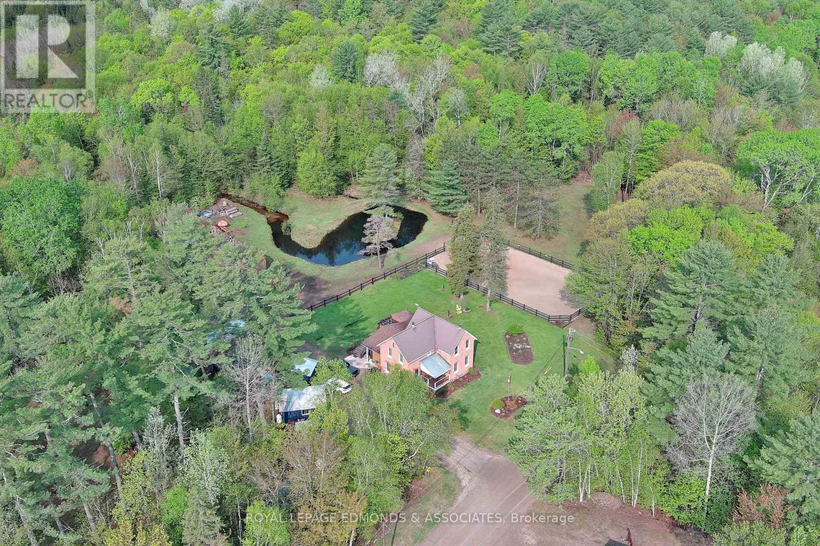 












1077 ALLAN ROAD

,
Laurentian Hills,




Ontario
K0J1P0

