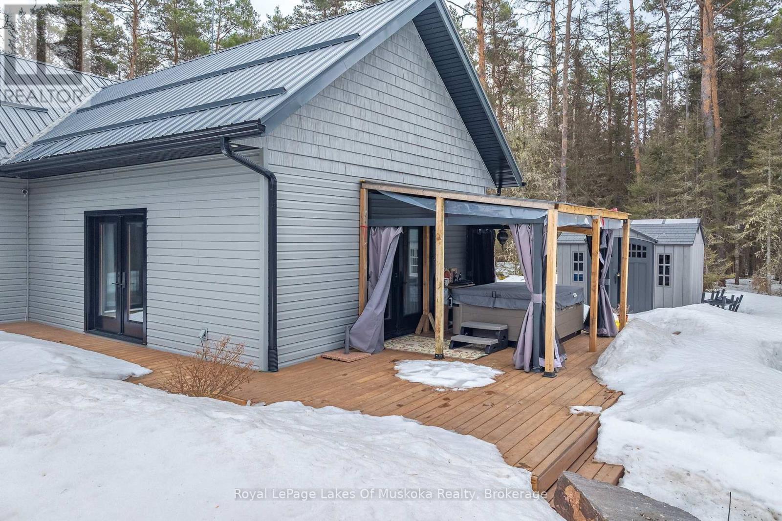 












679 BOULDER ROAD

,
South River,




Ontario
P0A1X0

