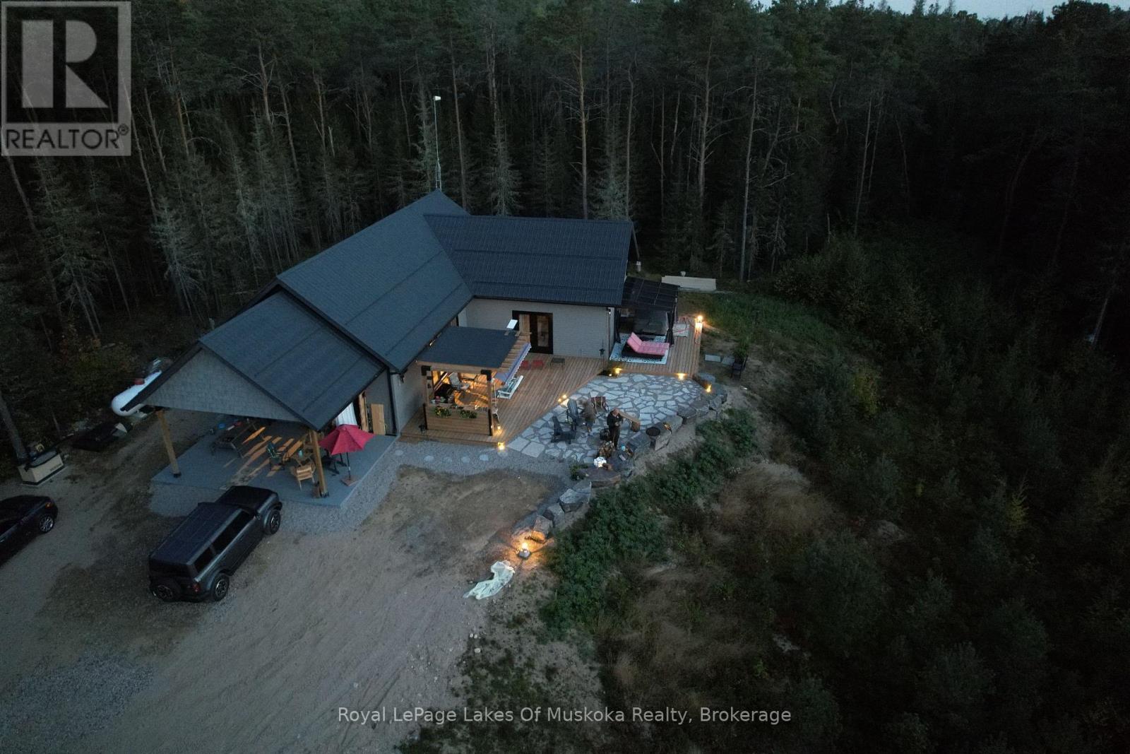 












679 BOULDER ROAD

,
South River,




Ontario
P0A1X0

