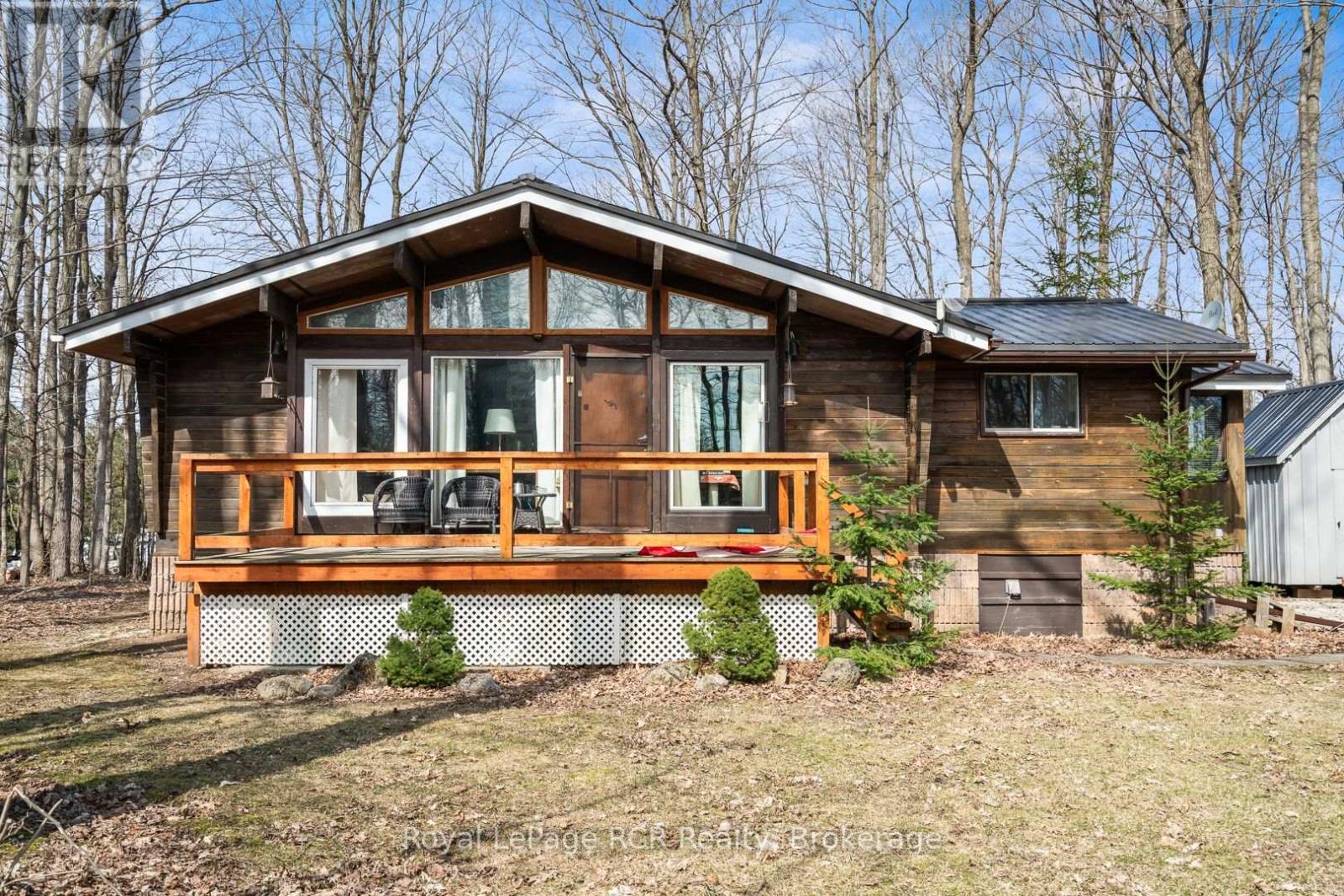 












117 MCCULLOUGH LAKE DRIVE

,
Chatsworth,




Ontario
N0H2V0


