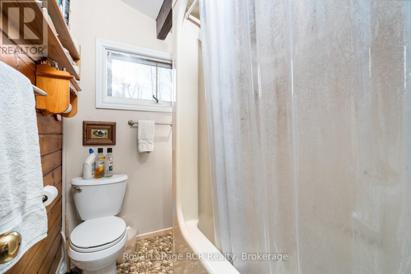 












117 MCCULLOUGH LAKE DRIVE

,
Chatsworth,




Ontario
N0H2V0

