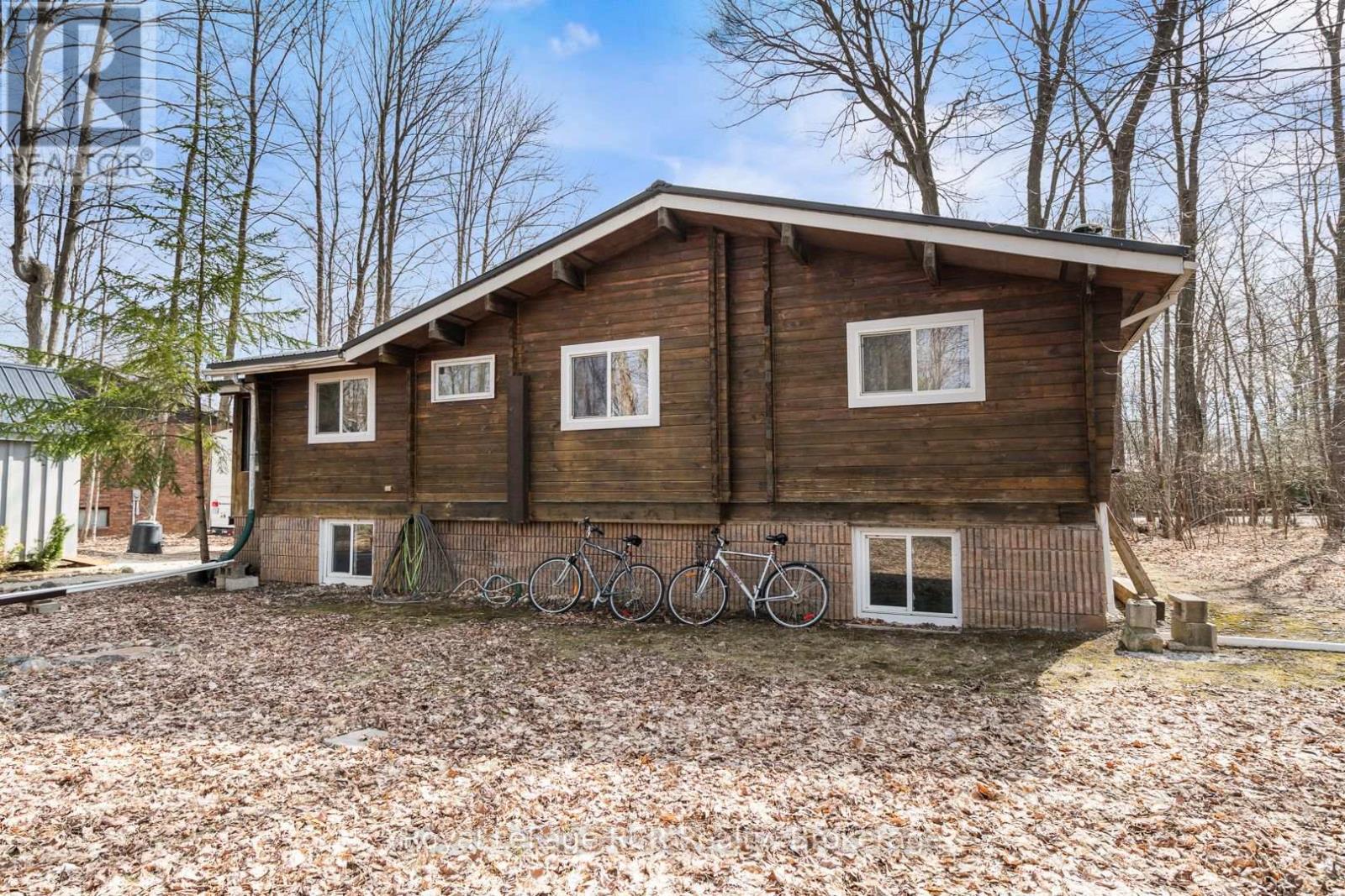 












117 MCCULLOUGH LAKE DRIVE

,
Chatsworth,




Ontario
N0H2V0

