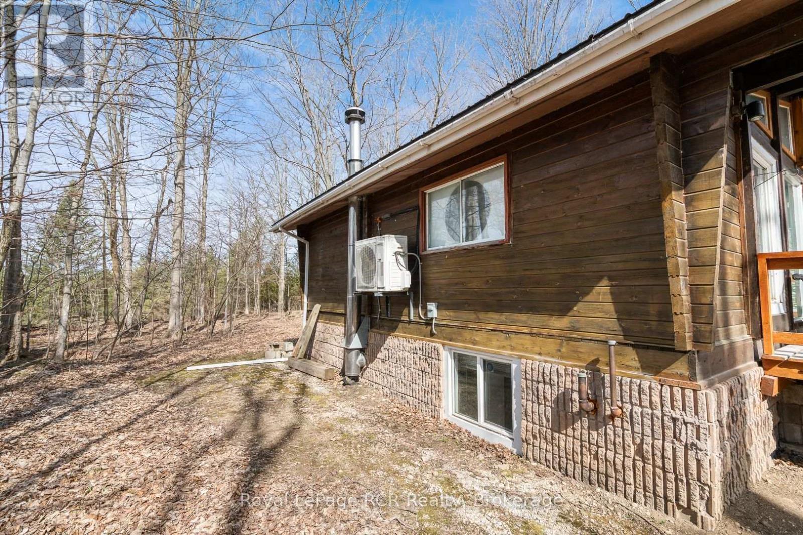 












117 MCCULLOUGH LAKE DRIVE

,
Chatsworth,




Ontario
N0H2V0

