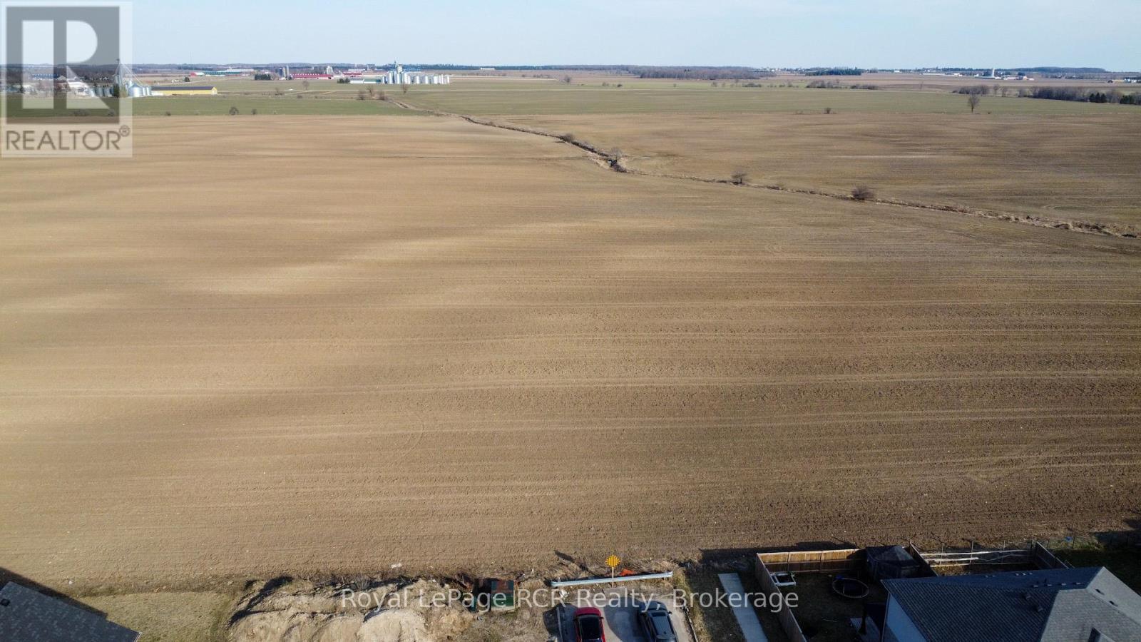 












7950 WELLINGTON ROAD 8 ROAD

,
Mapleton,







Ontario
N0G1P0


