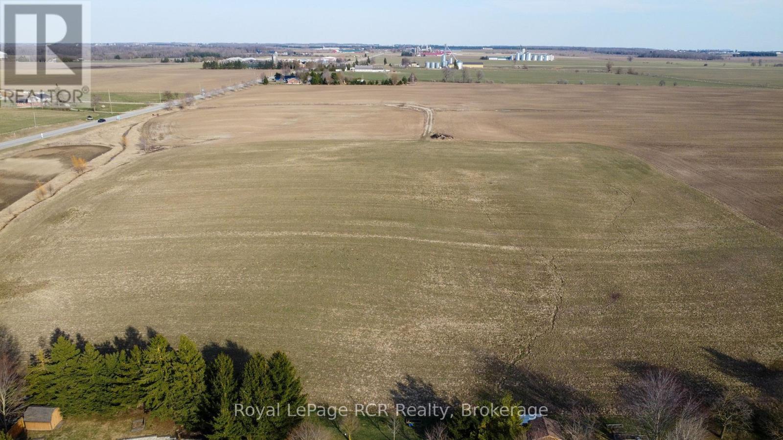 












7950 WELLINGTON ROAD 8 ROAD

,
Mapleton,







Ontario
N0G1P0

