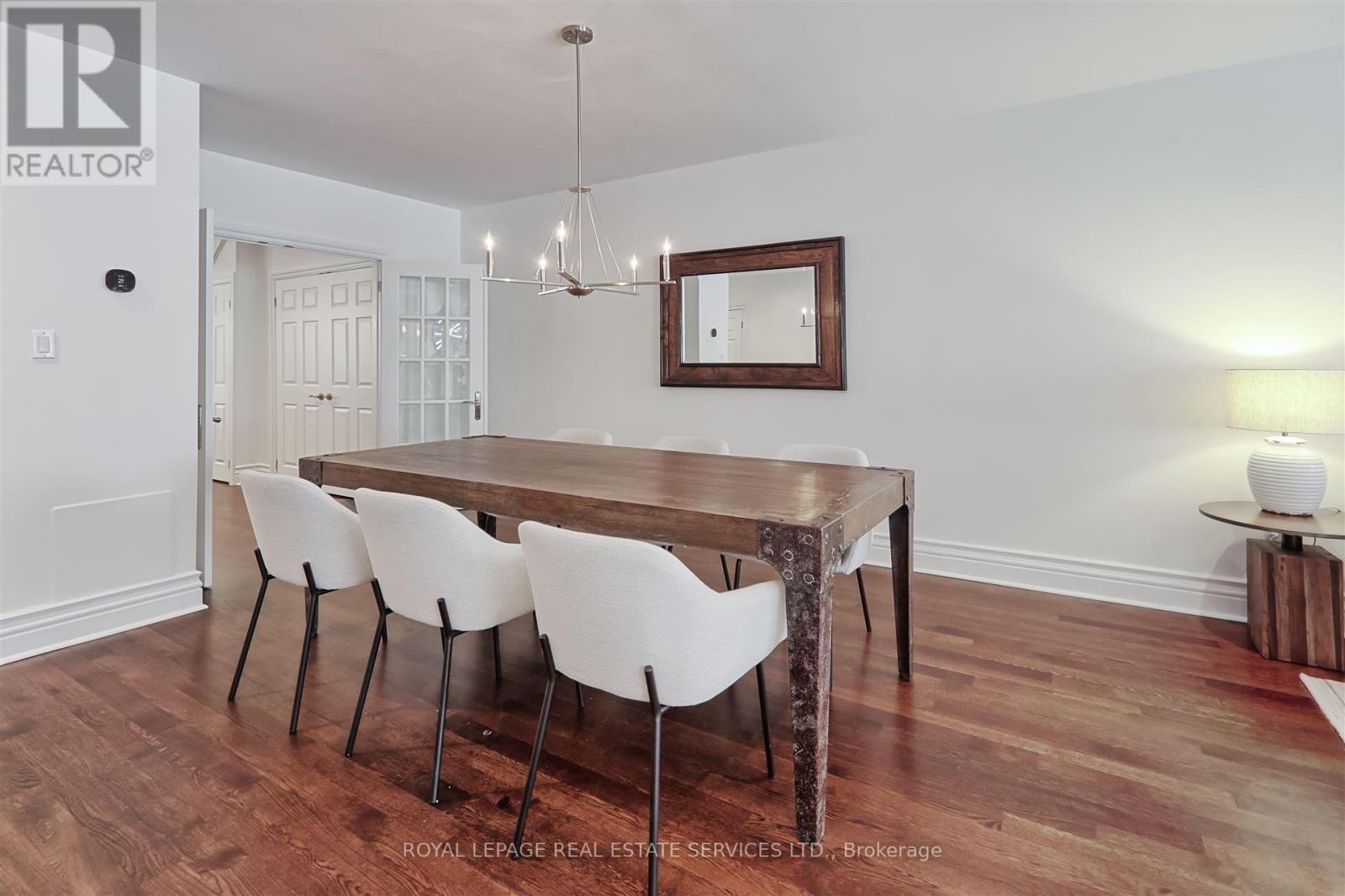 












17 WORTHINGTON CRESCENT

,
Toronto,




Ontario
M6S3P5

