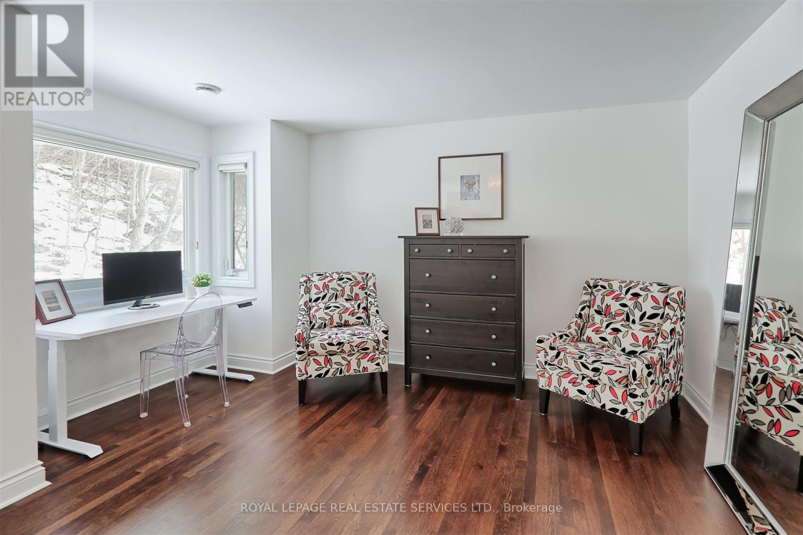 












17 WORTHINGTON CRESCENT

,
Toronto,




Ontario
M6S3P5

