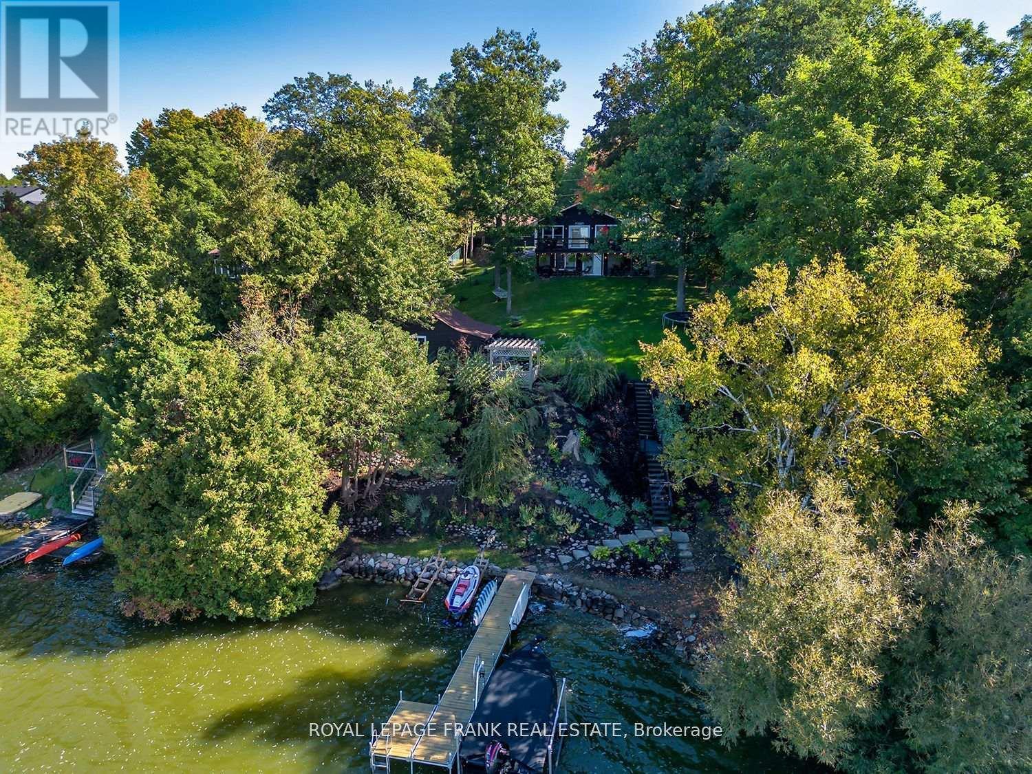 












4 PETTET DRIVE

,
Scugog (Port Perry),




Ontario
L9L1B4

