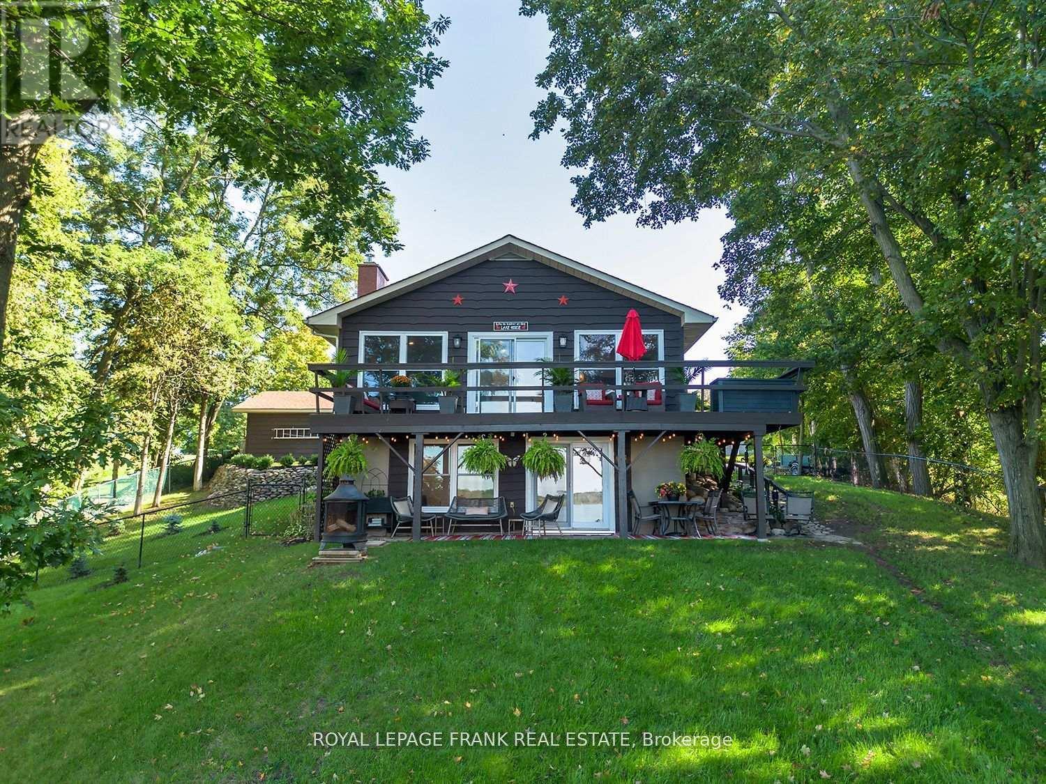 












4 PETTET DRIVE

,
Scugog (Port Perry),




Ontario
L9L1B4


