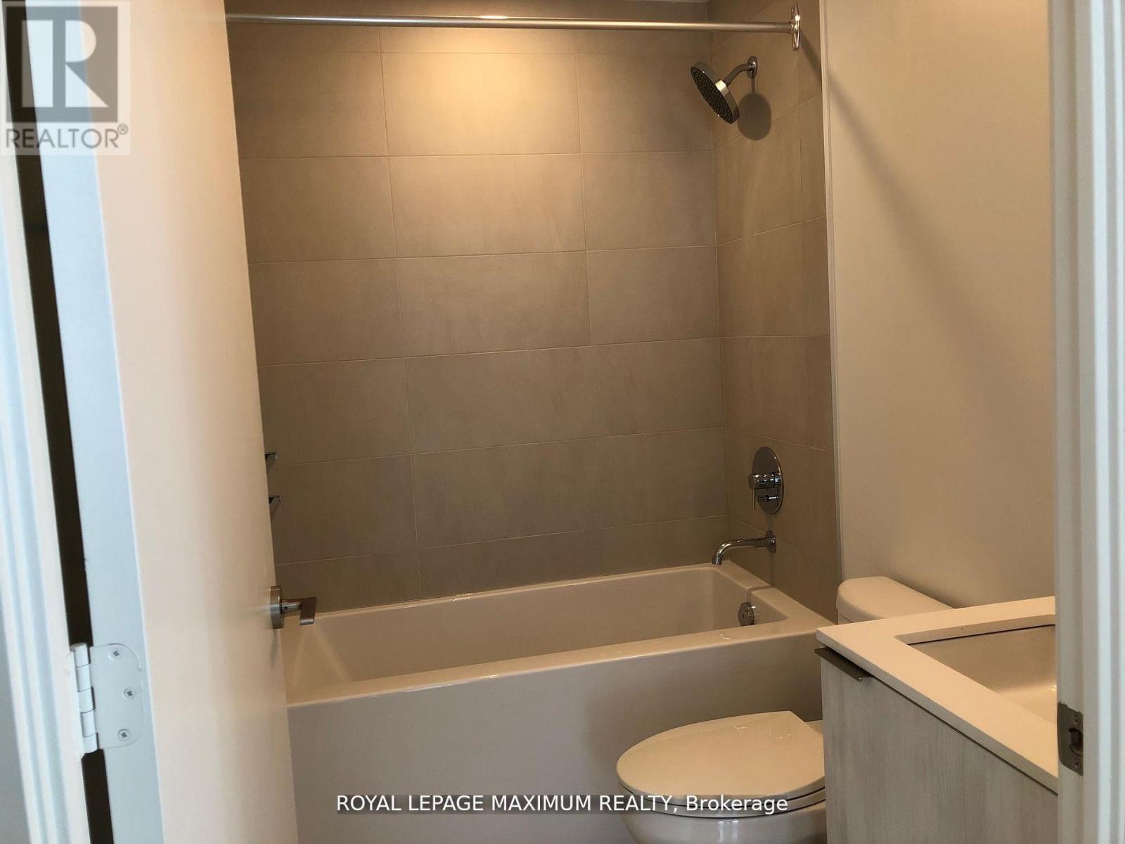 












4102 - 7890 JANE STREET

,
Vaughan,




Ontario
L4K0K9

