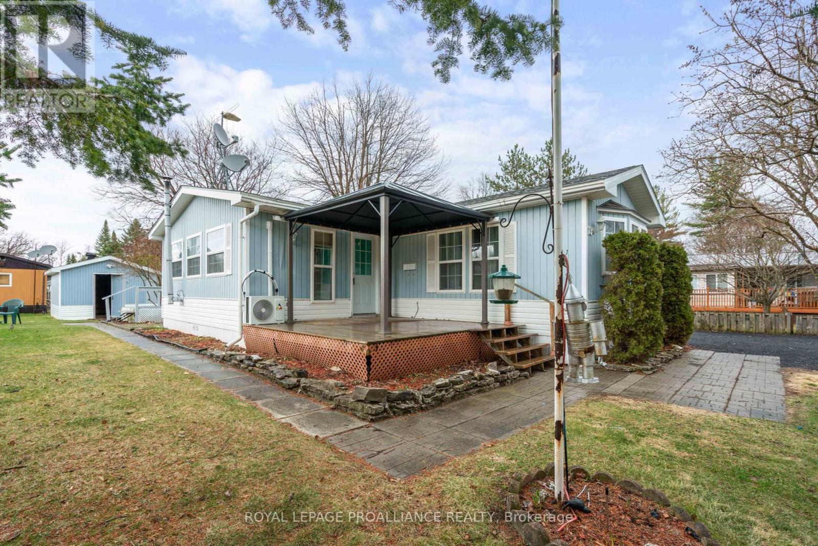 












13 ZERAN STREET

,
Augusta,




Ontario
K6V5T2

