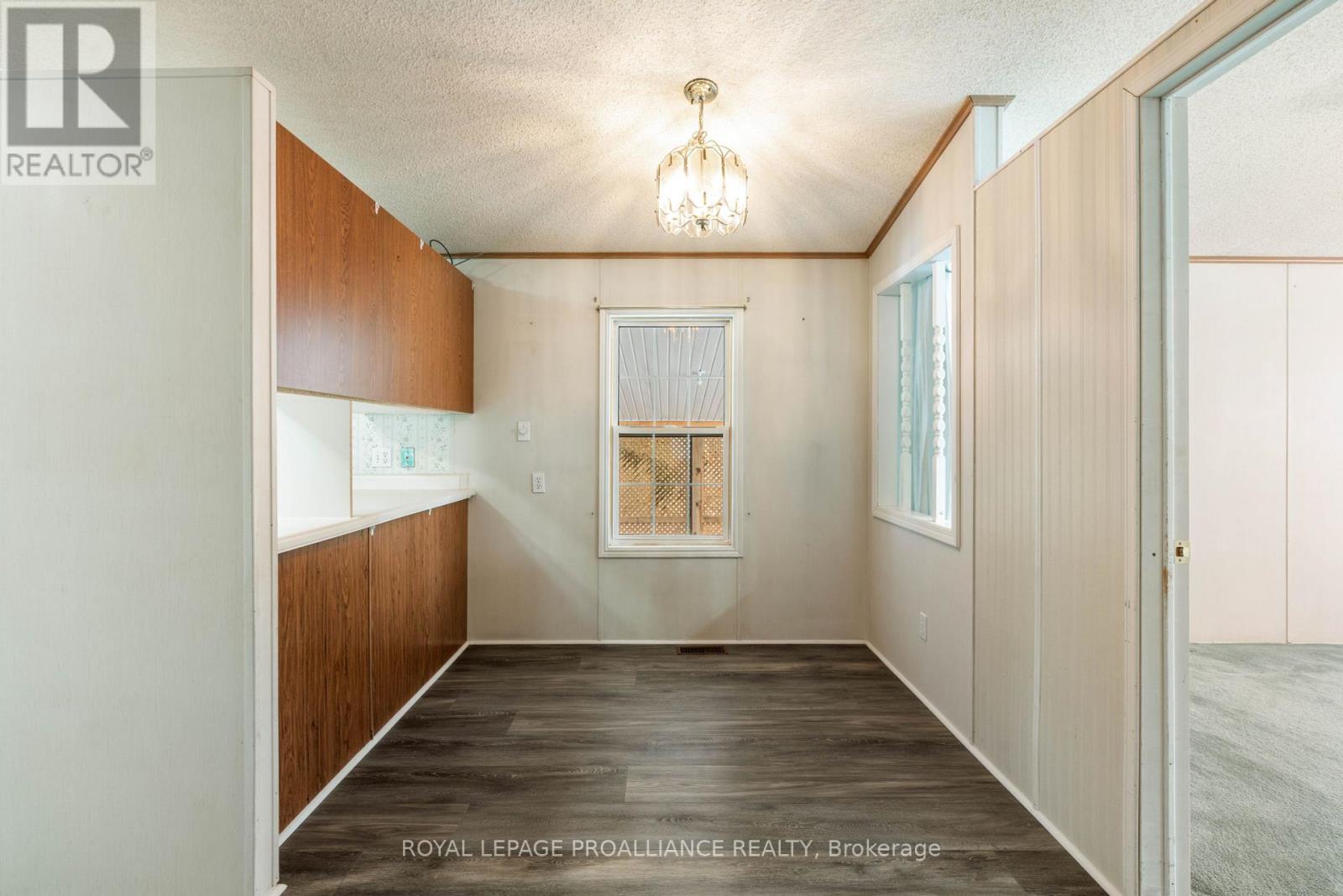 












13 ZERAN STREET

,
Augusta,




Ontario
K6V5T2

